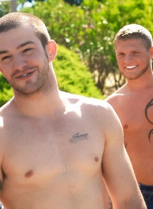 Hot Gay Brandon Bronco,Liam Magnuson,