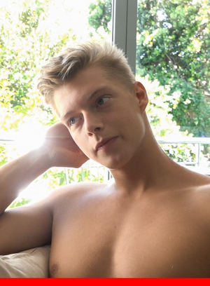 Naked Gay Christian Lundgren,