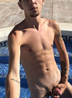 Naked Gay Xavier Sibley,