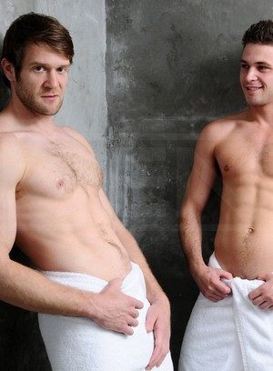 Sexy Guy Duncan Black,Colby Keller,