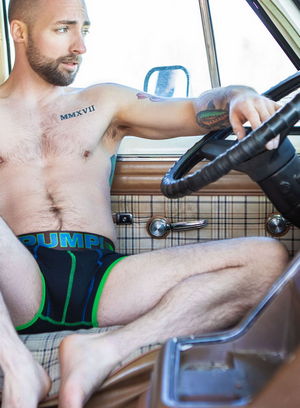 Cute Gay Malik Delgaty,Jeremy London,