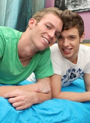 Cute Gay Ryan Sharp,