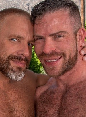 Cay Guy Dirk Caber,Liam Knox,